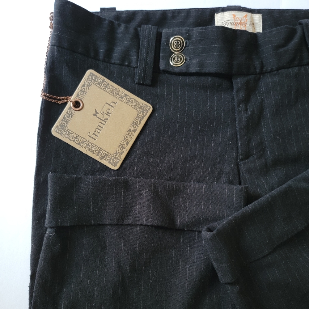 Authentic Rare Frankie B pedal pusher blk pinstrip Trouser size 2
